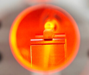 1500℃紅外聚焦加熱系統(tǒng)：陶瓷基復合材料測試的革命性突破